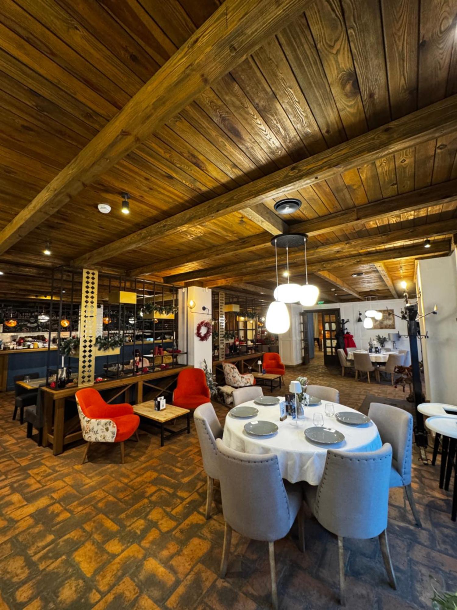 Kaban Boutique - 5Star Central Villa In Vatra Dornei Exteriör bild