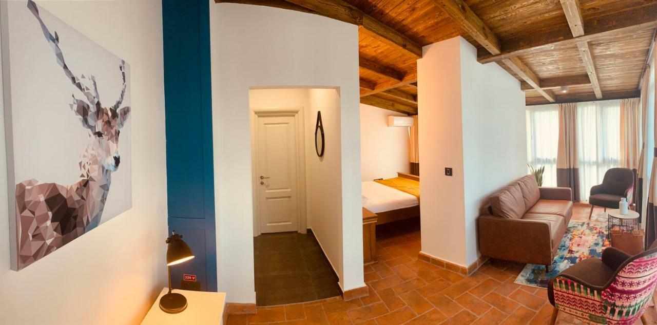 Kaban Boutique - 5Star Central Villa In Vatra Dornei Exteriör bild